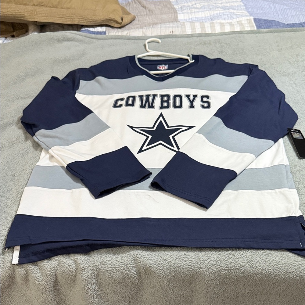 NFL Cowboys Kids' Navy, Light Gray, and White Sweatshirt